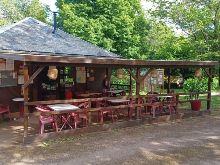 Ouroux en Morvan campsite services (12)