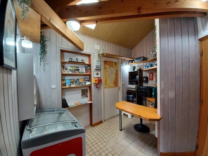 Ouroux en Morvan campsite services (5)